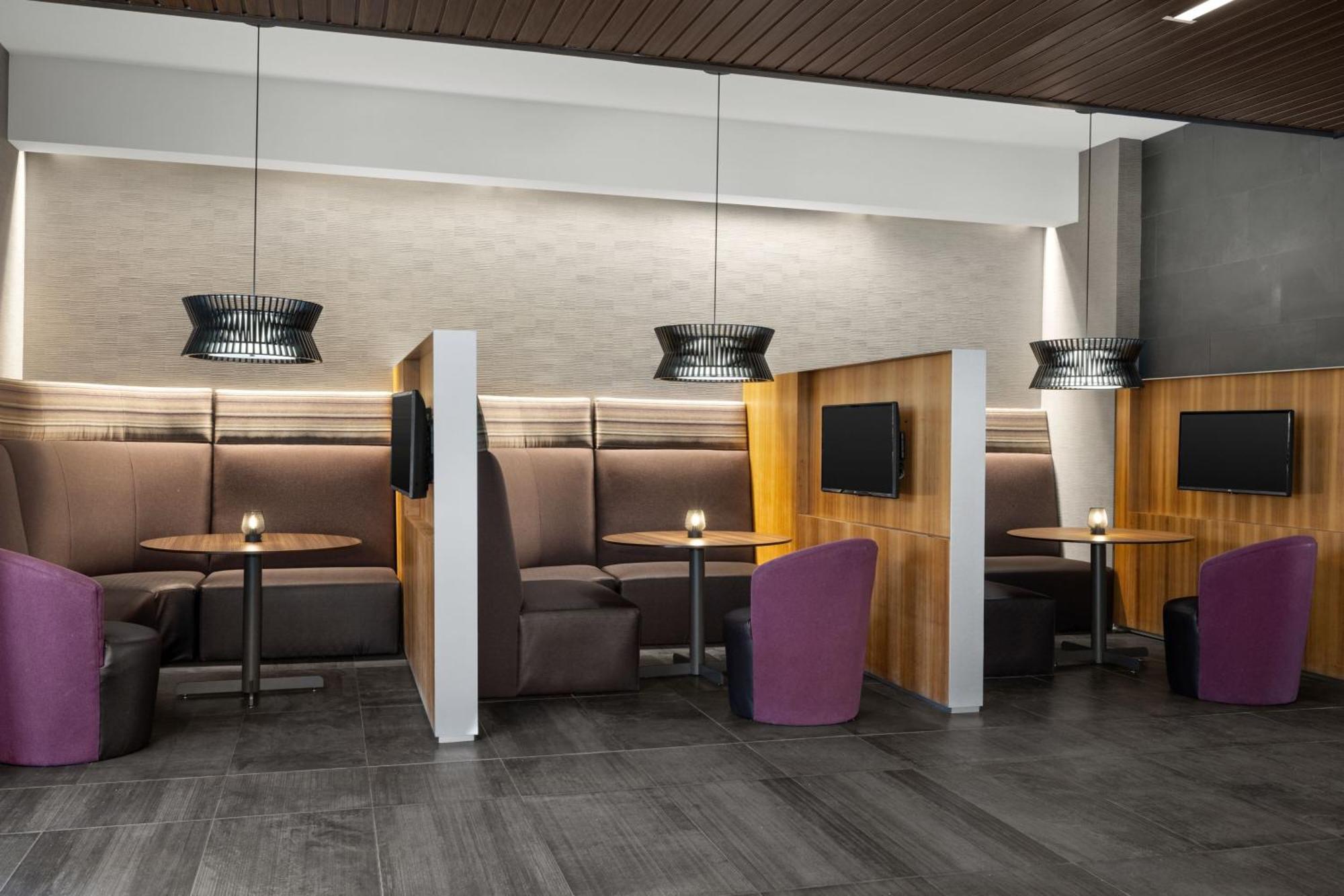 Отель Courtyard By Marriott Omaha East/Council Bluffs, Ia Экстерьер фото