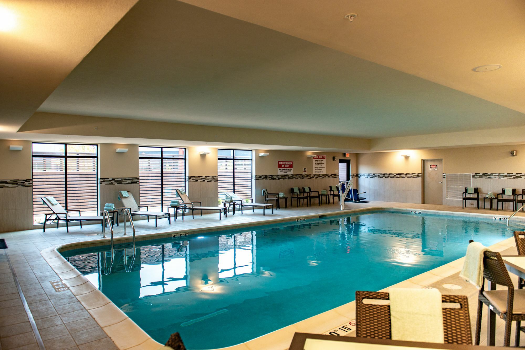 Отель Courtyard By Marriott Omaha East/Council Bluffs, Ia Экстерьер фото